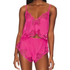 Kat The Label Harley Set Hot Pink